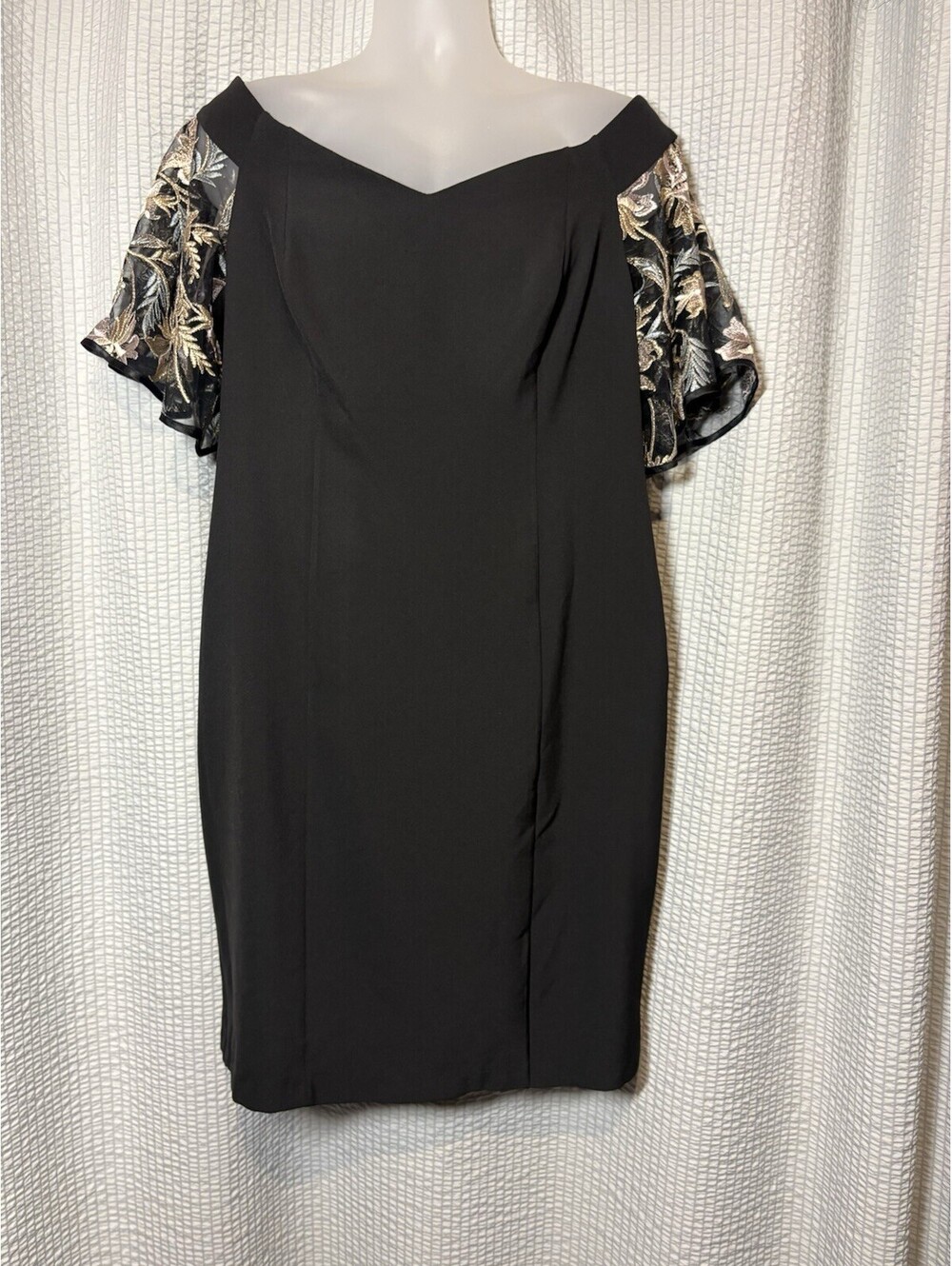 MSK Off Shoulder Black Short Floral Embroidered Flutter Sleeves Cocktail SZ 16